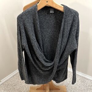 Joe fresh 🌸 dark grey sweater size Sm/Med